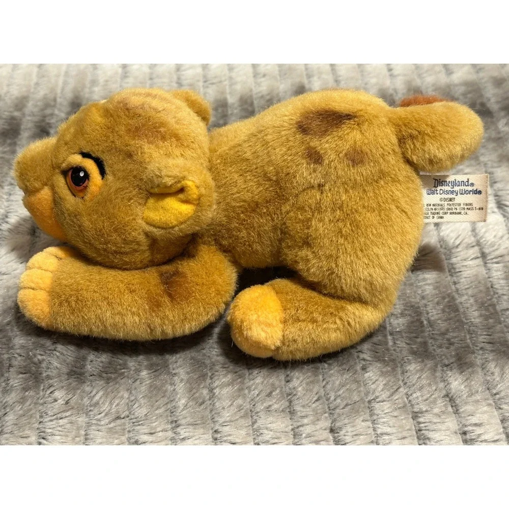 Disney Vintage Lion King Simba Plush Disneyland Walt Disney 9 inch Pouncing Lion